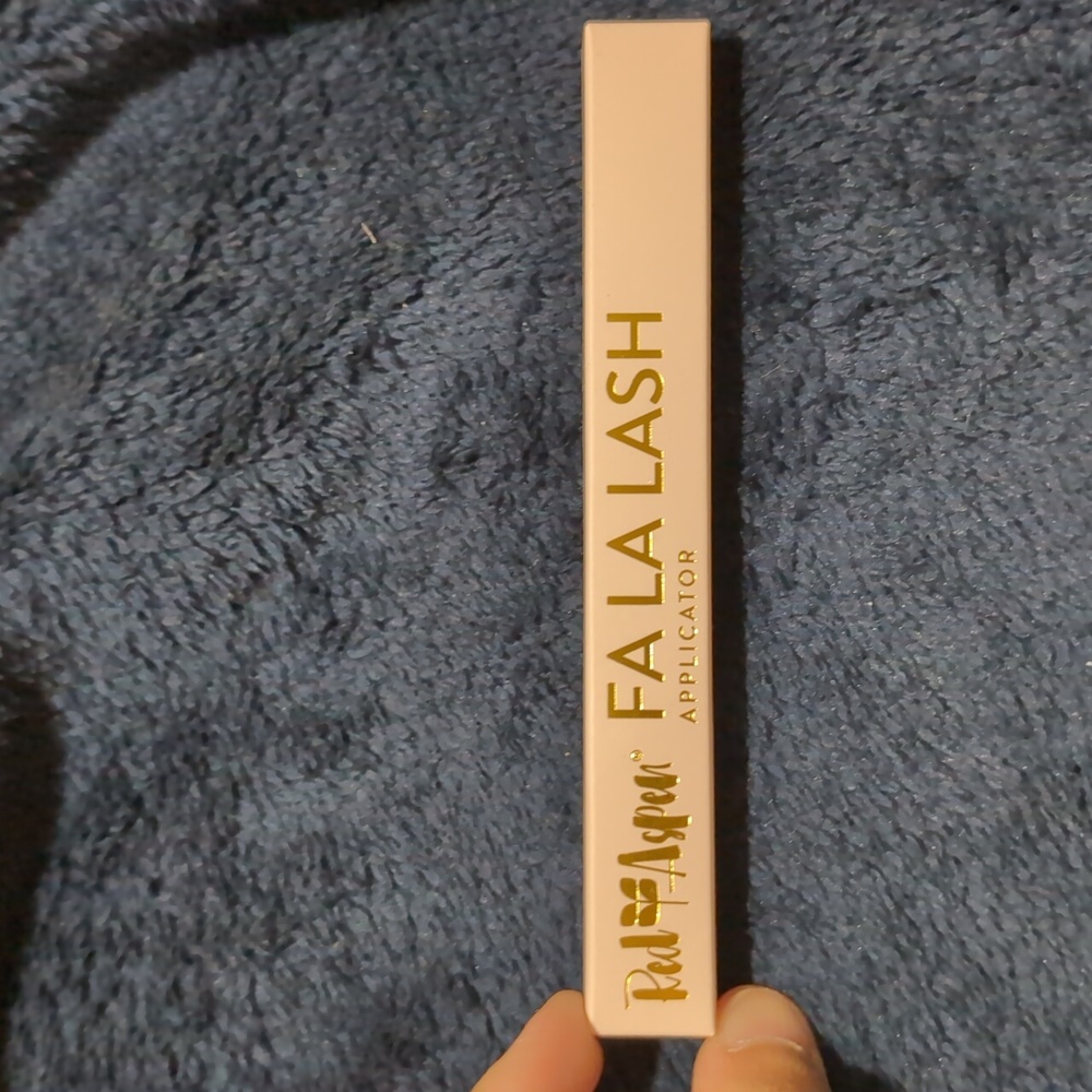 Red Aspen Fa La Lash Applicator